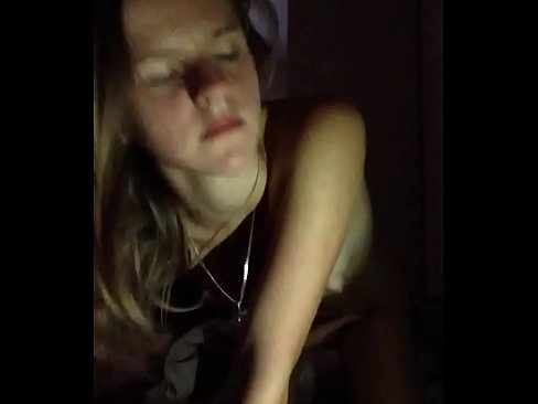 ❤️ Stúlka sjálfsfróar sér og kúrir ❌ Bara klám hjá okkur ️❤